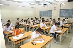 Thứ trưởng Nguyễn Hữu Độ: Kịp thời nhận diện và xử lý thí sinh đưa thiết bị công nghệ cao vào phòng thi